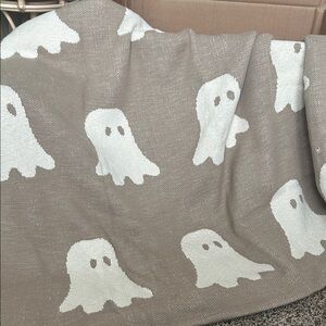 Ghost Patterned Blanket